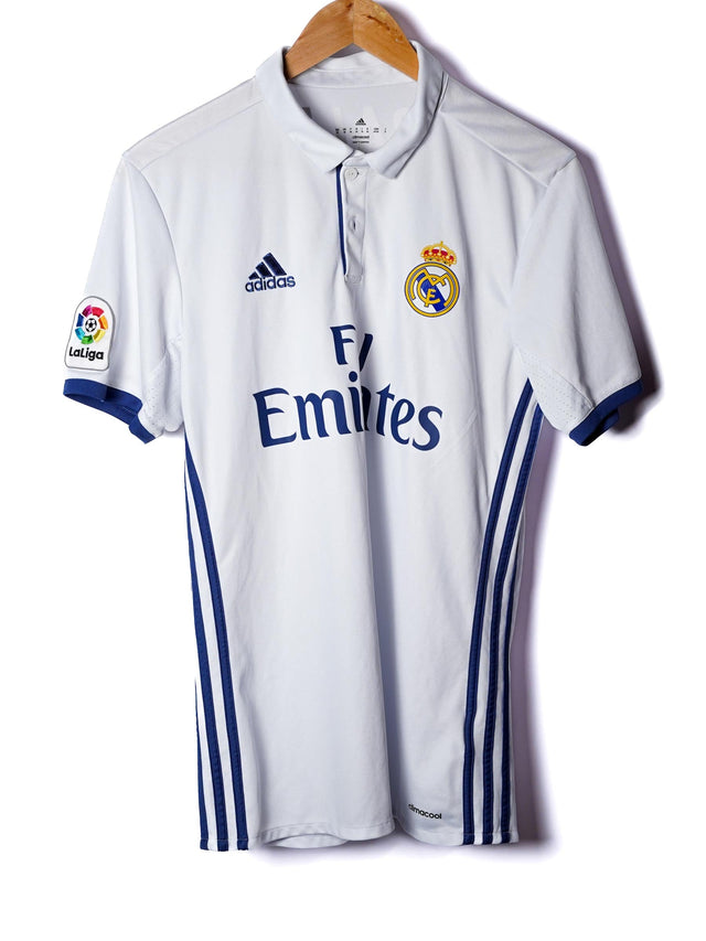 Real Madrid Home Shirt 2016/17 Bale 11 (M)