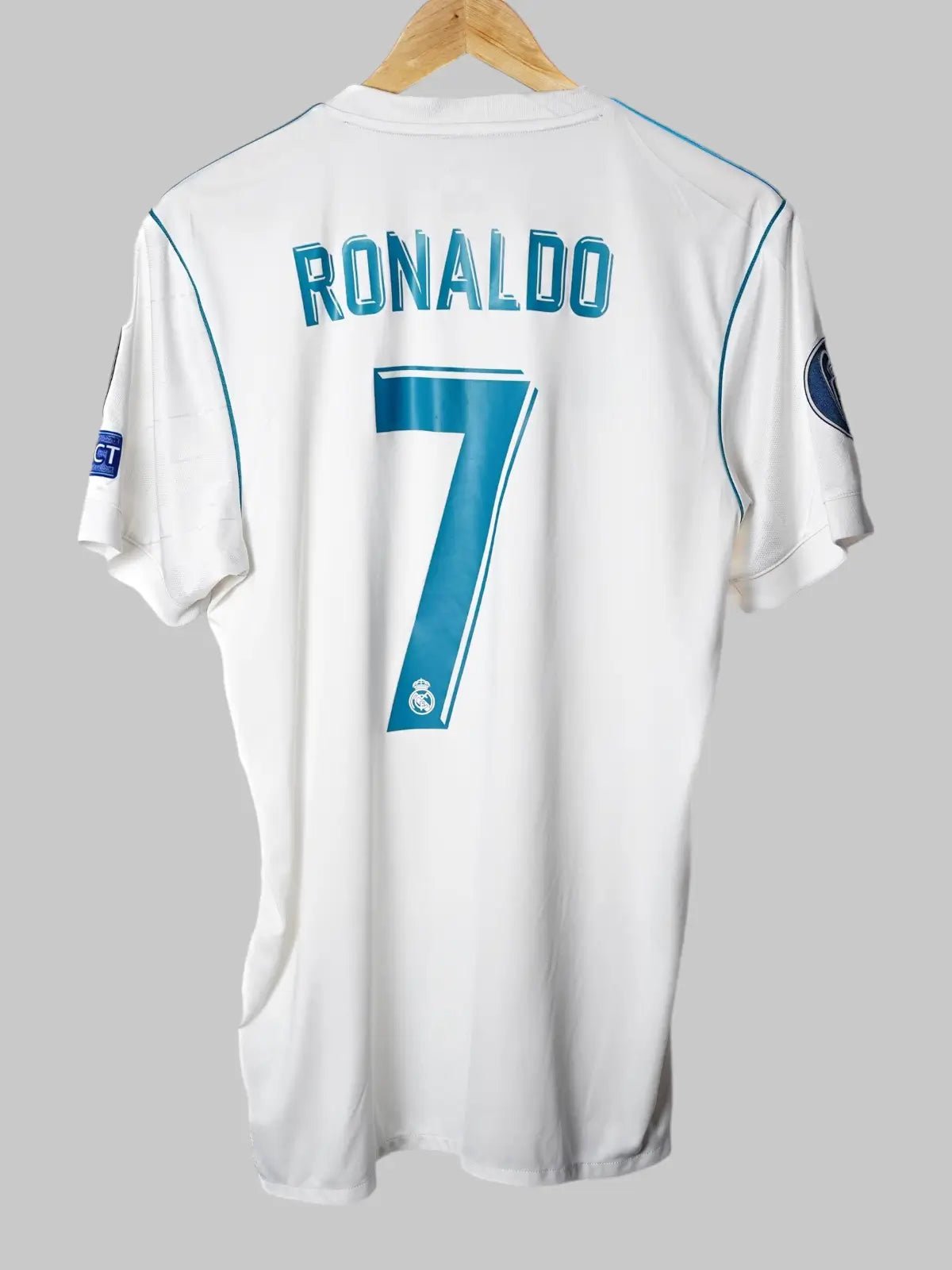 Real Madrid Home Shirt 2017/18 Ronaldo 7 (M)
