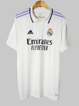 Real Madrid Home Shirt 2022/23 Modric 10 (L)