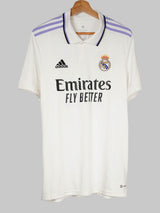 Real Madrid Home Shirt 2022/23 Modric 10 (M)