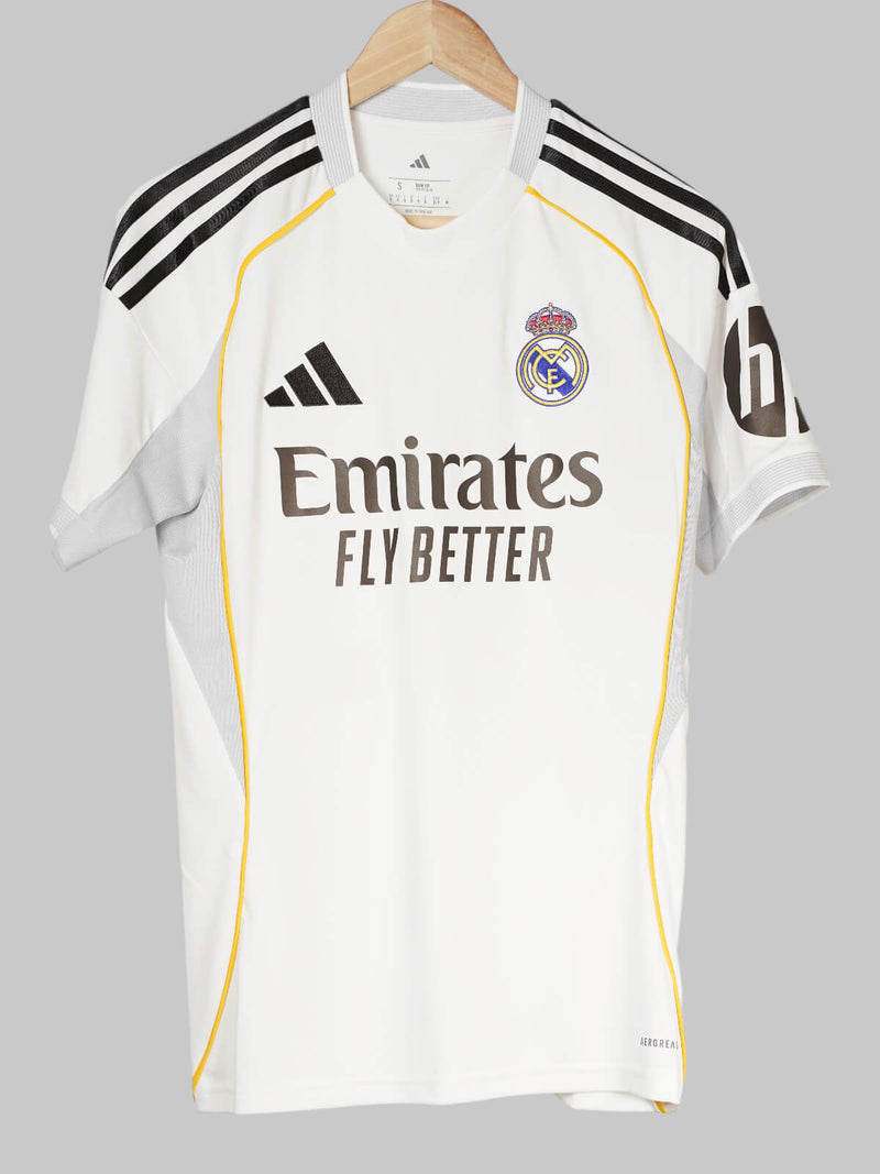 Real Madrid Home Shirt 2025/26 Modric 10 (S)