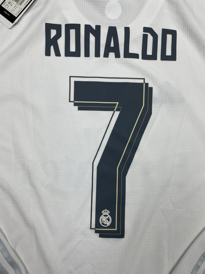 Real Madrid Home Shirt L/S 2015/16 Ronaldo #7 BNWT - 10/10 - M