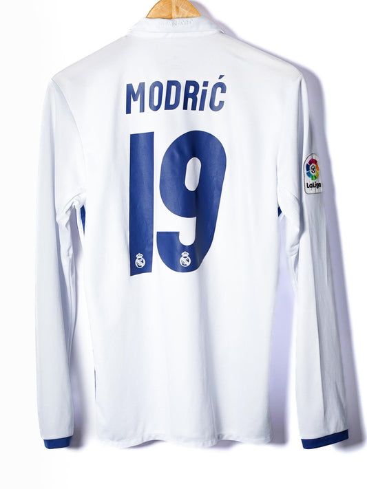 Real Madrid Home Shirt L/S 2016/17 Modric 19 (S)