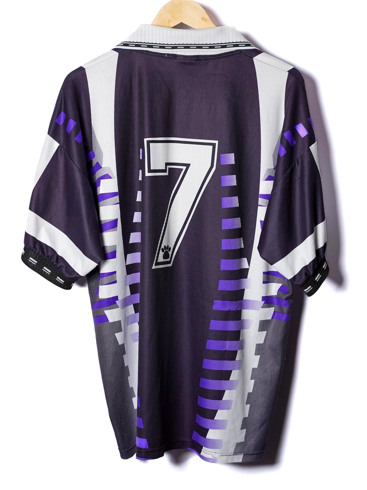 Real Madrid Third Shirt 1997/98 Raul 7 Player Issue (XL)