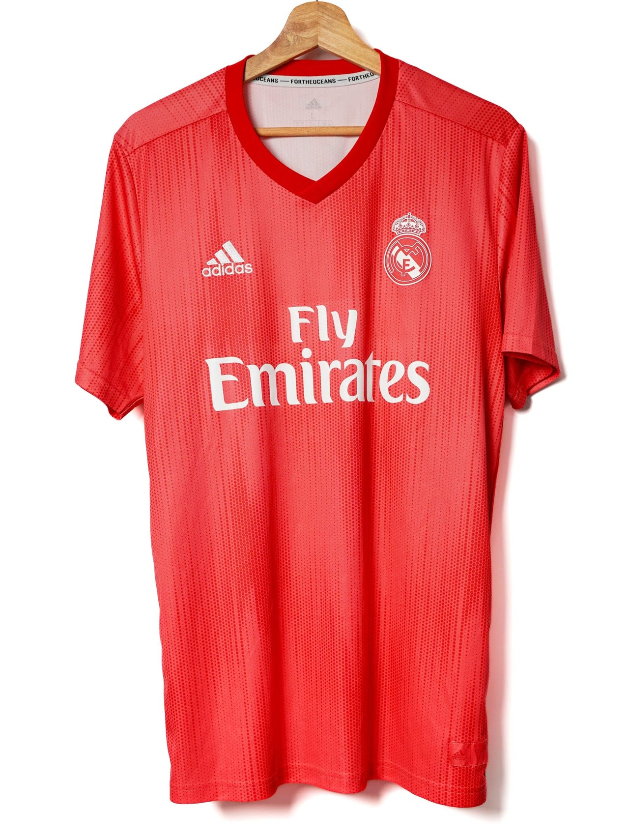 Real Madrid Third Shirt 2018/19 Casemiro 14 (L)