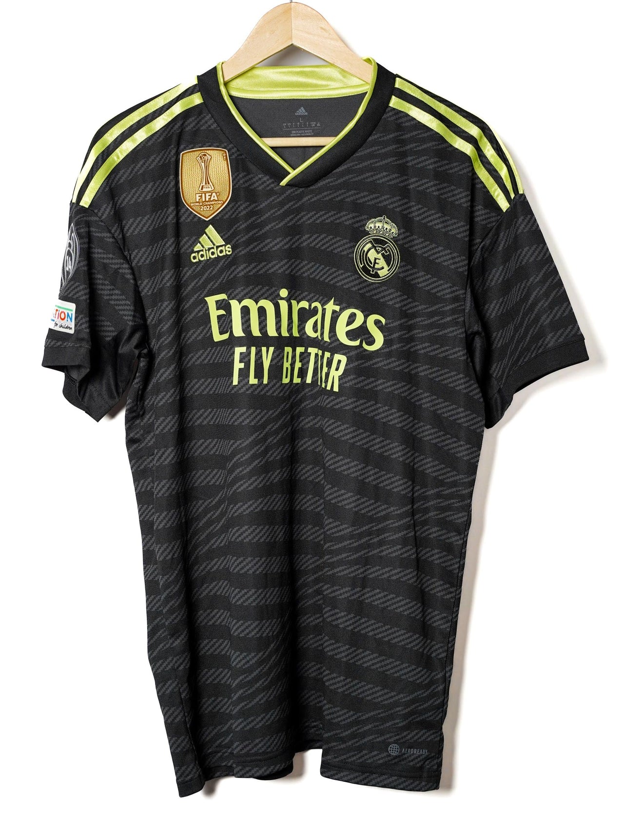 Real Madrid Third Shirt 2022/23 Vini JR. 20 (L)