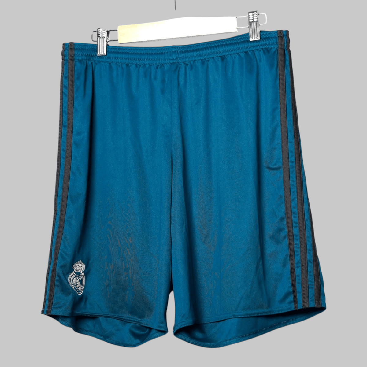 Real Madrid Third Shorts 2017/18 (M)