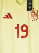 Spain Away Shirt 2024/25 BNWT Lamine Yamal 19 (L)