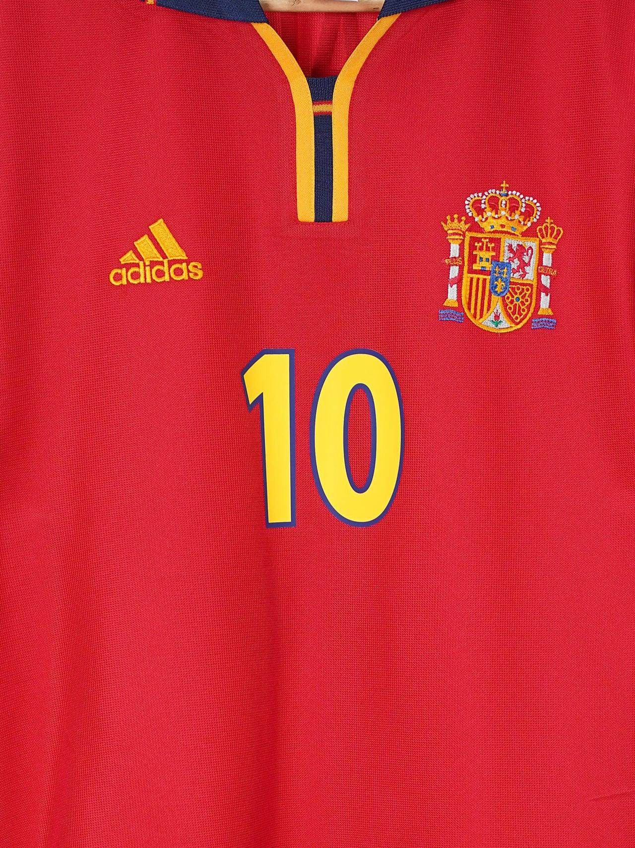 Spain Home Shirt 1999/02 Raul 10 (S)