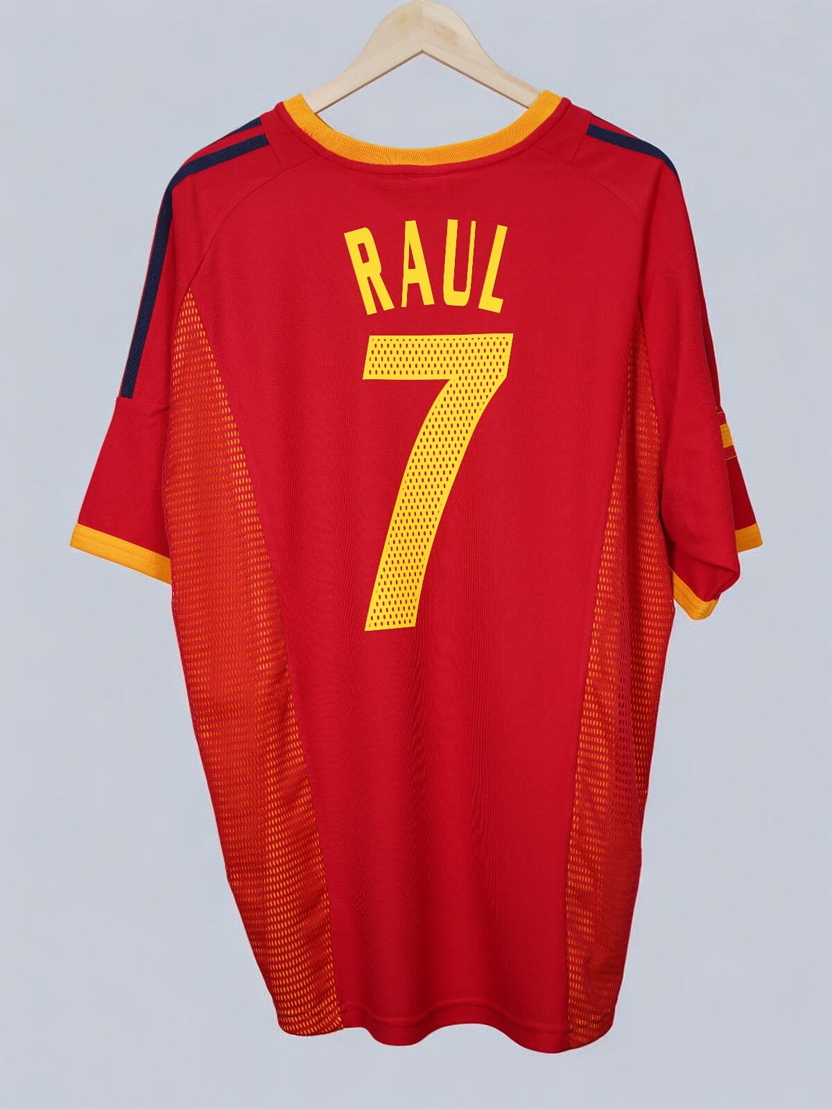 Spain Home Shirt 2002/4 Raul 7 (XL)
