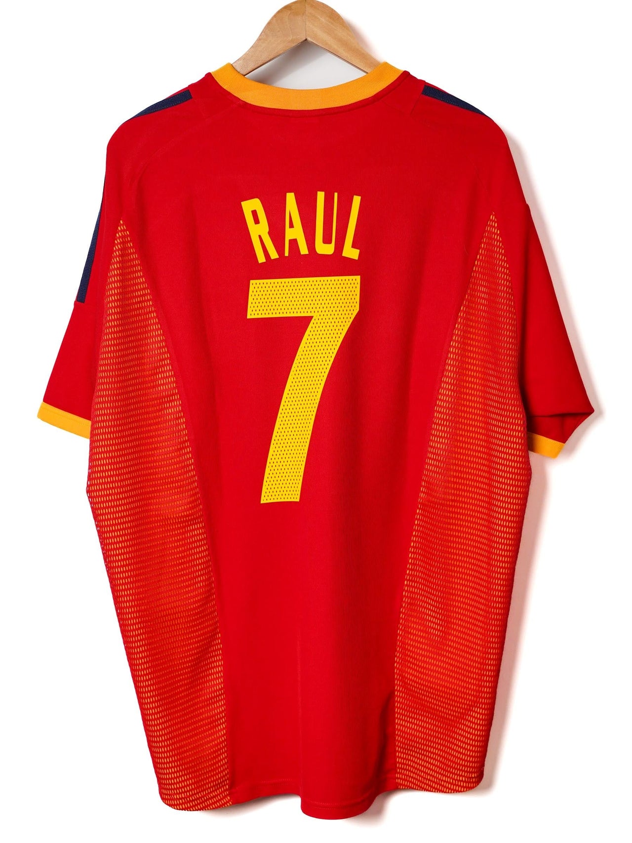 Spain Home Shirt 2002/4 Raul 7 (XL)