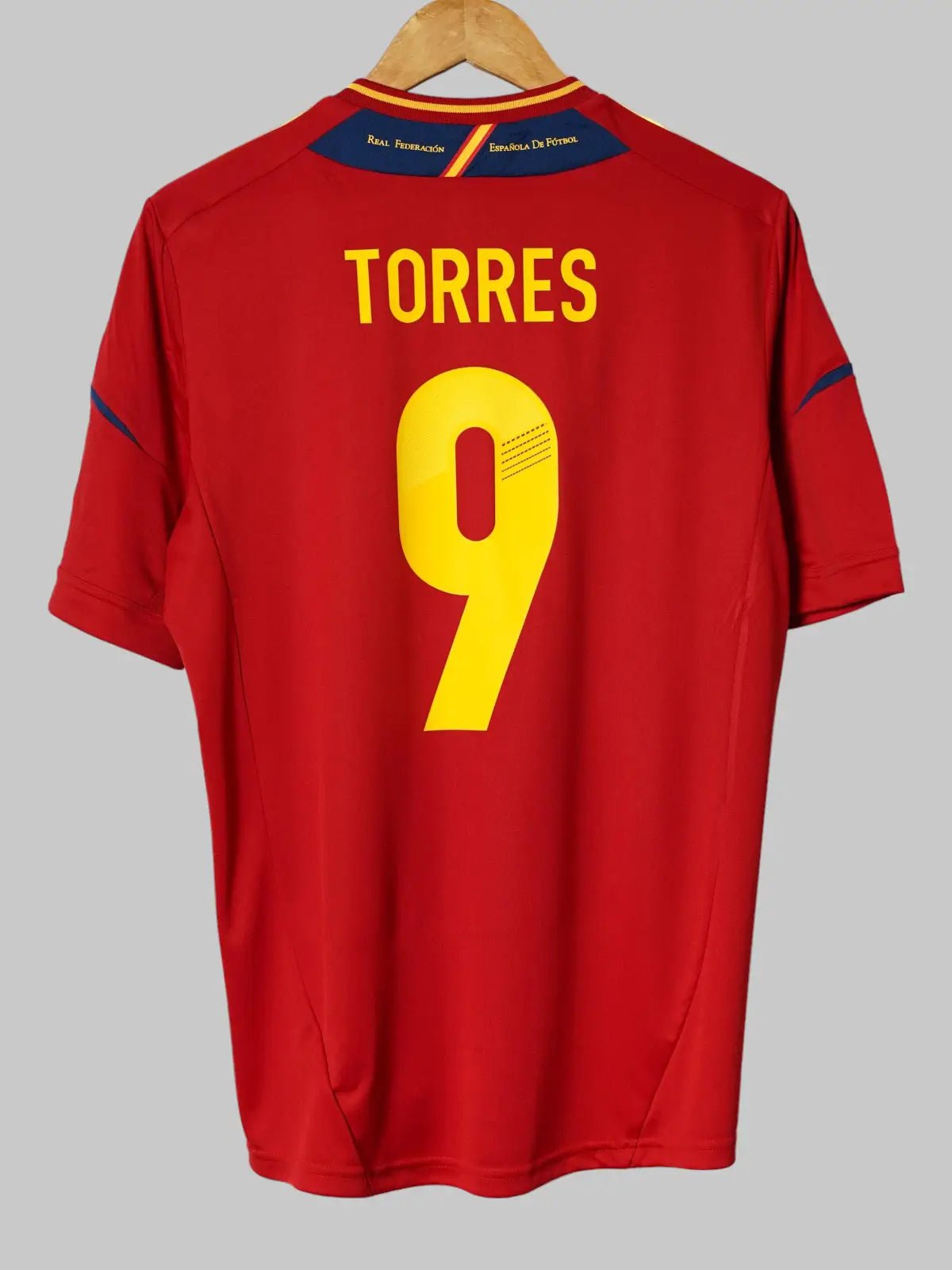 Spain Home Shirt 2012/13 BNWT Torres 9 (M)