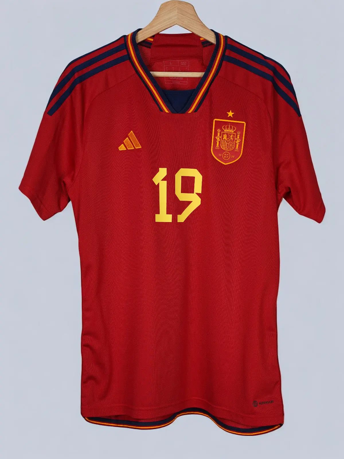 Spain Home Shirt 2022/23 Lamine Yamal 19 (L)