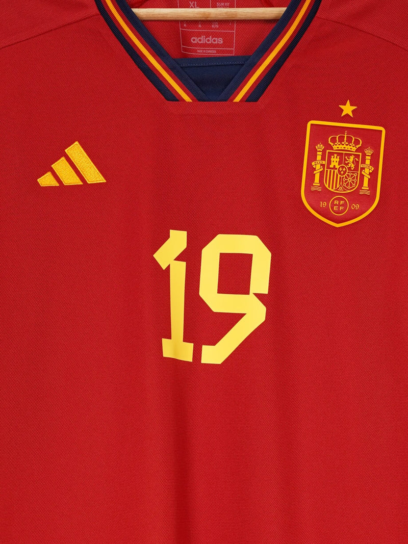 Spain Home Shirt 2022/23 L/S Lamine Yamal 19 (XL)