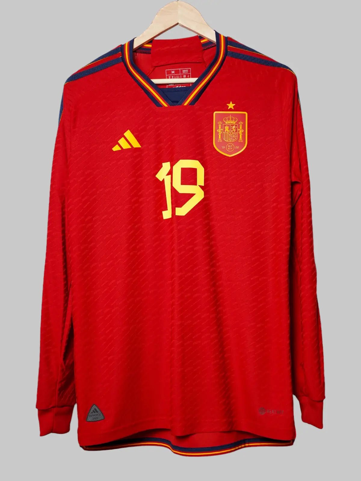 Spain Home Shirt L/S 2022/23 Player Issue Lamine Yamal 19 (M)