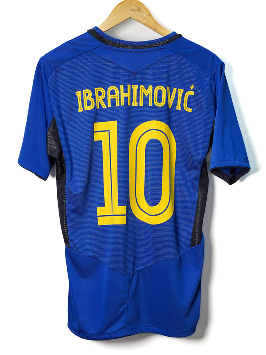 Sweden Away Shirt 2005/06 Ibrahimovic 10 (M)
