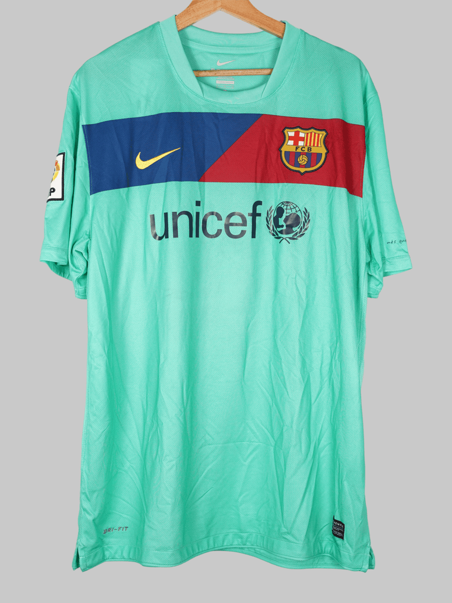 2010/11 Barcelona David Villa #7 Away Shirt (XL)