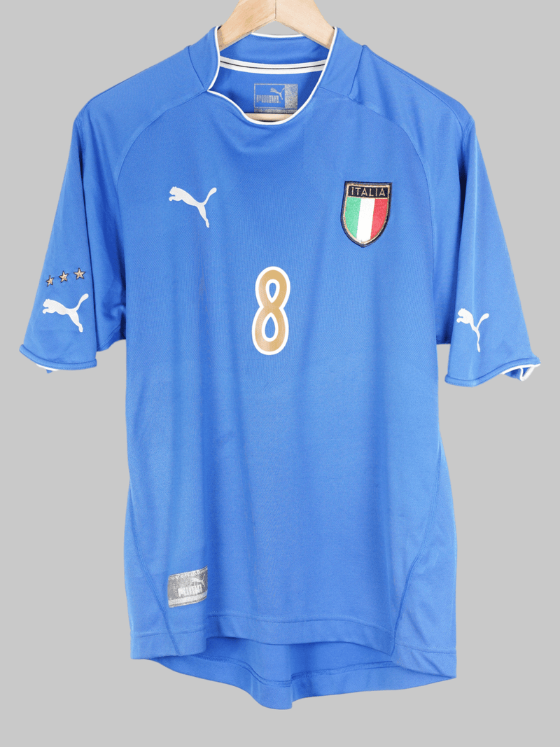 2003/04 Italy Pirlo #8 Home Shirt (M)