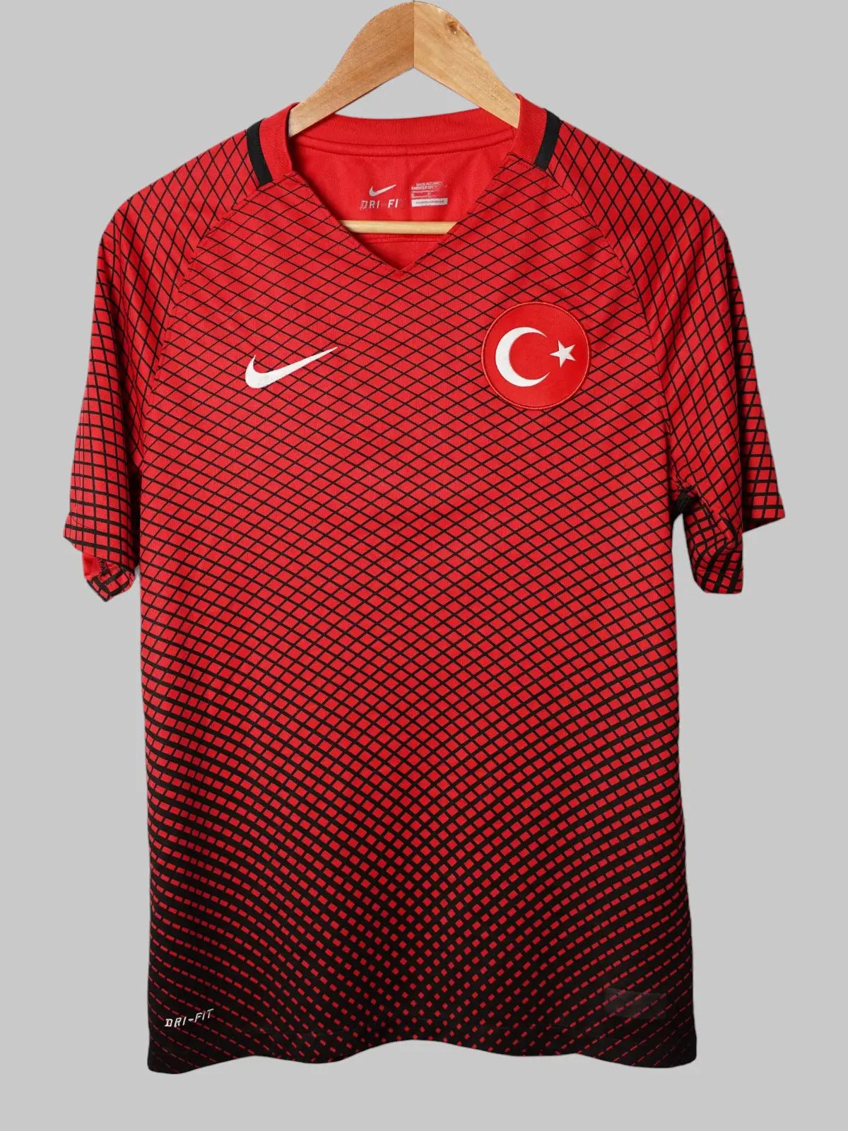 Turkey Home Shirt 2016/17 (S)