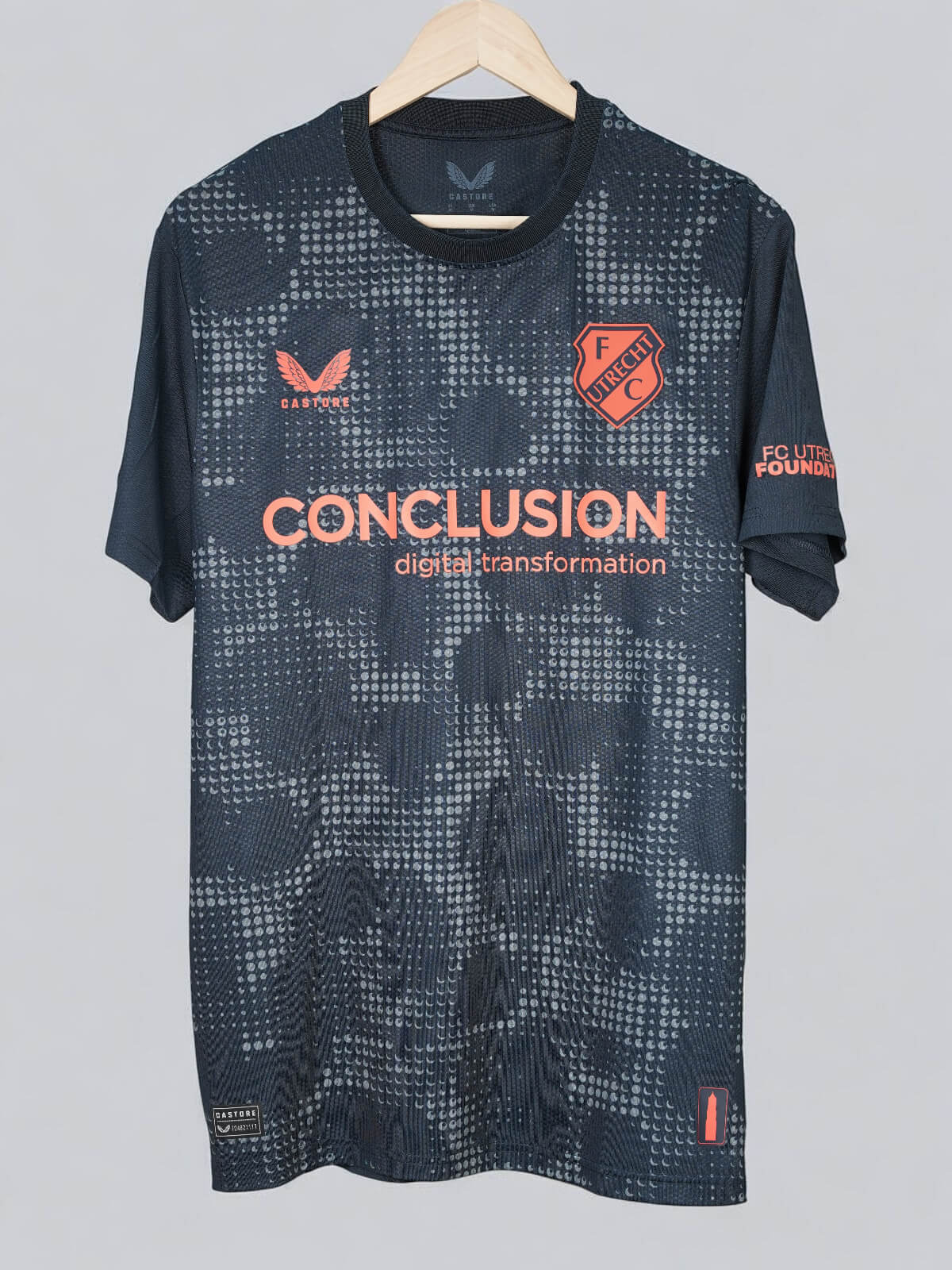 Utrecht Away Shirt 2024/25 Signed & Match Worn El Karouani 16 (M)