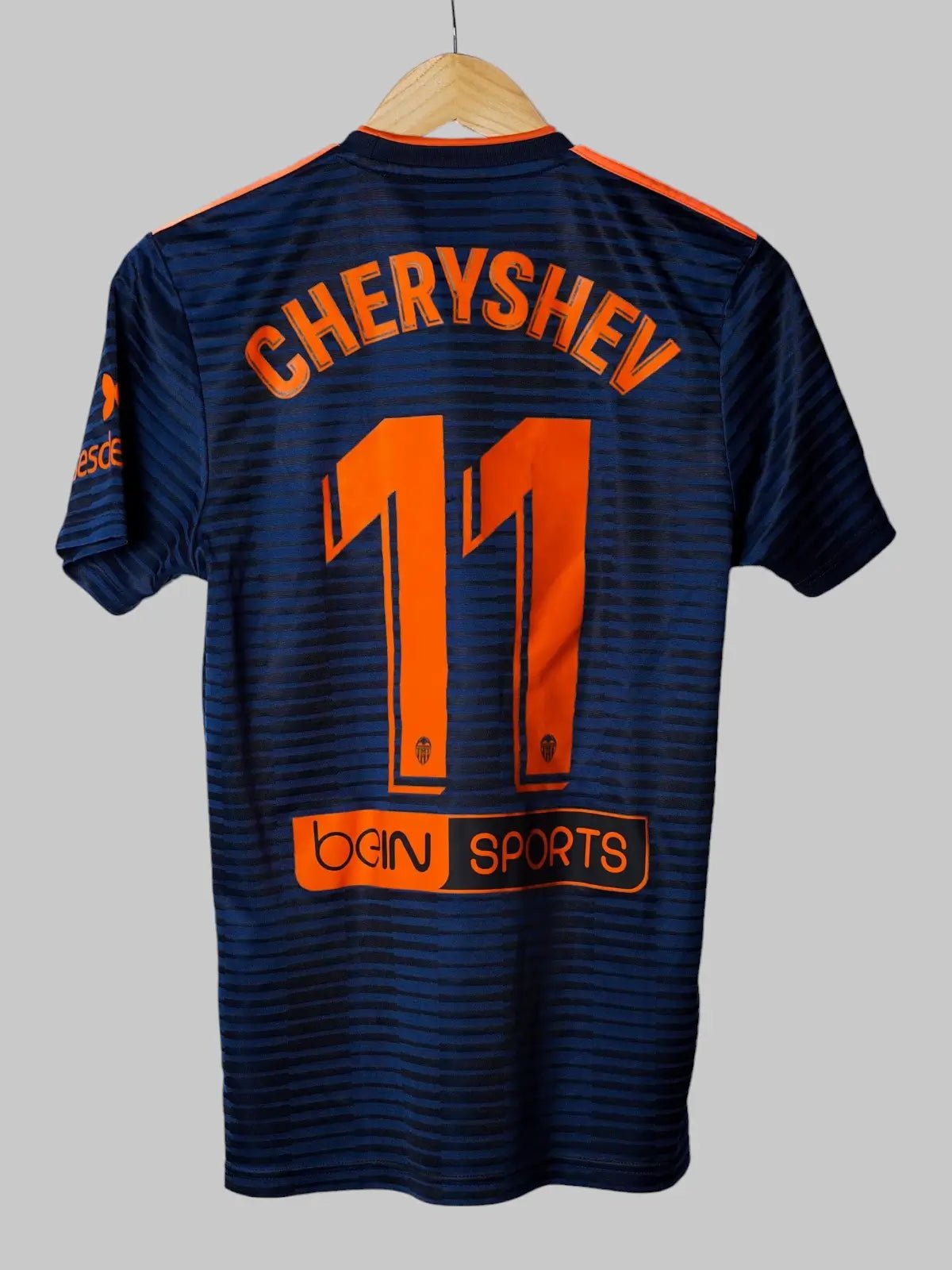 Valencia CF Away Shirt 2018/19 Cheryshev 11 (XS)