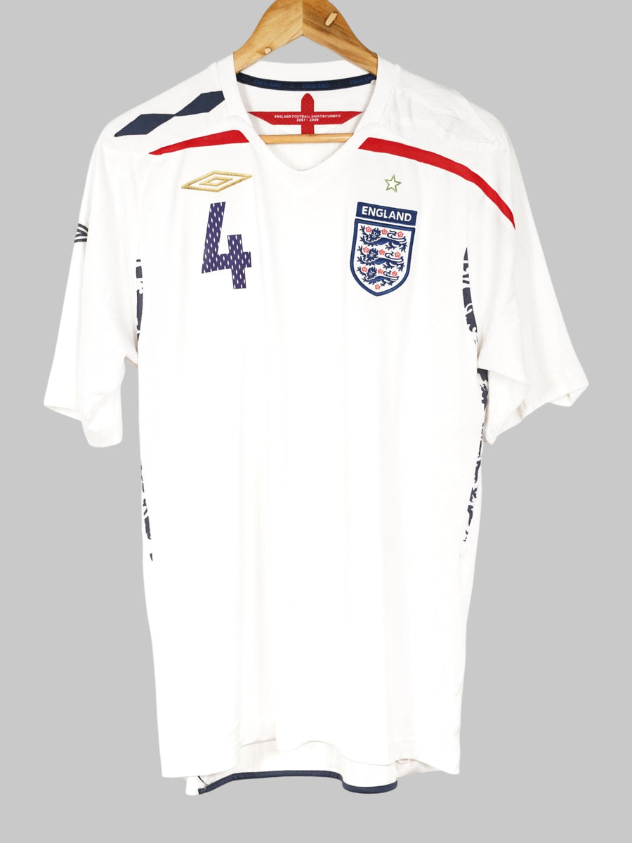 2007/9 England Gerrard #4 Home Shirt (L)