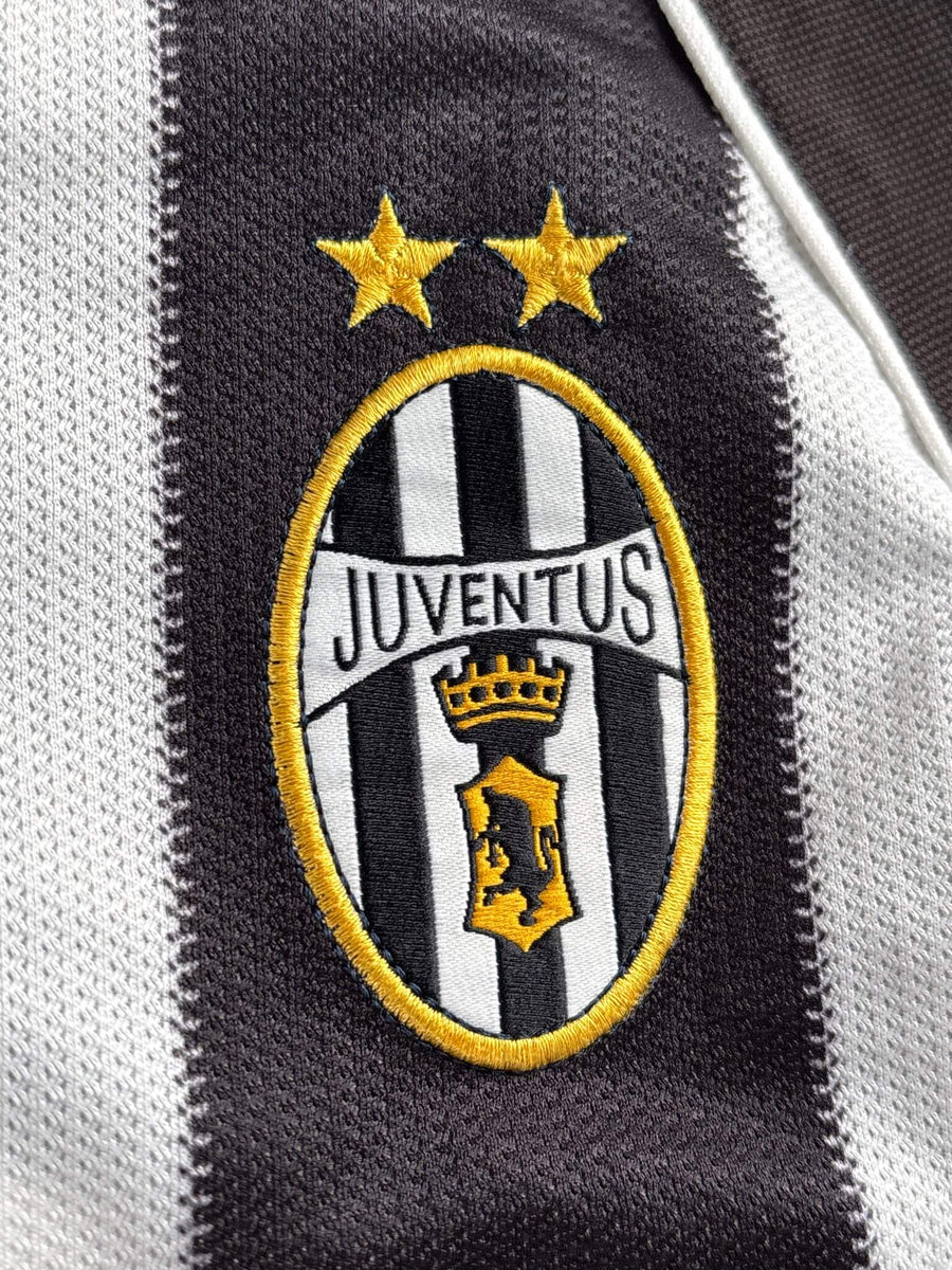 2002/03 Juventus Home Shirt (M)