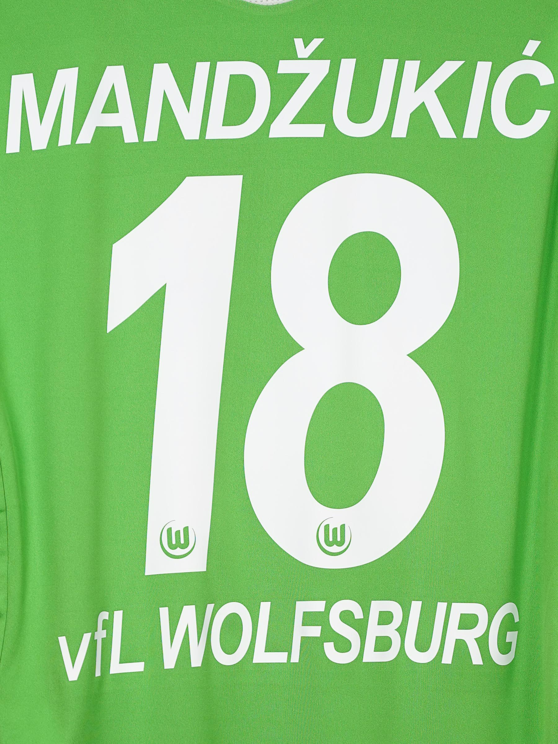 Wolfsburg Home Shirt 2011/12 Mandzukic 18 (XL)