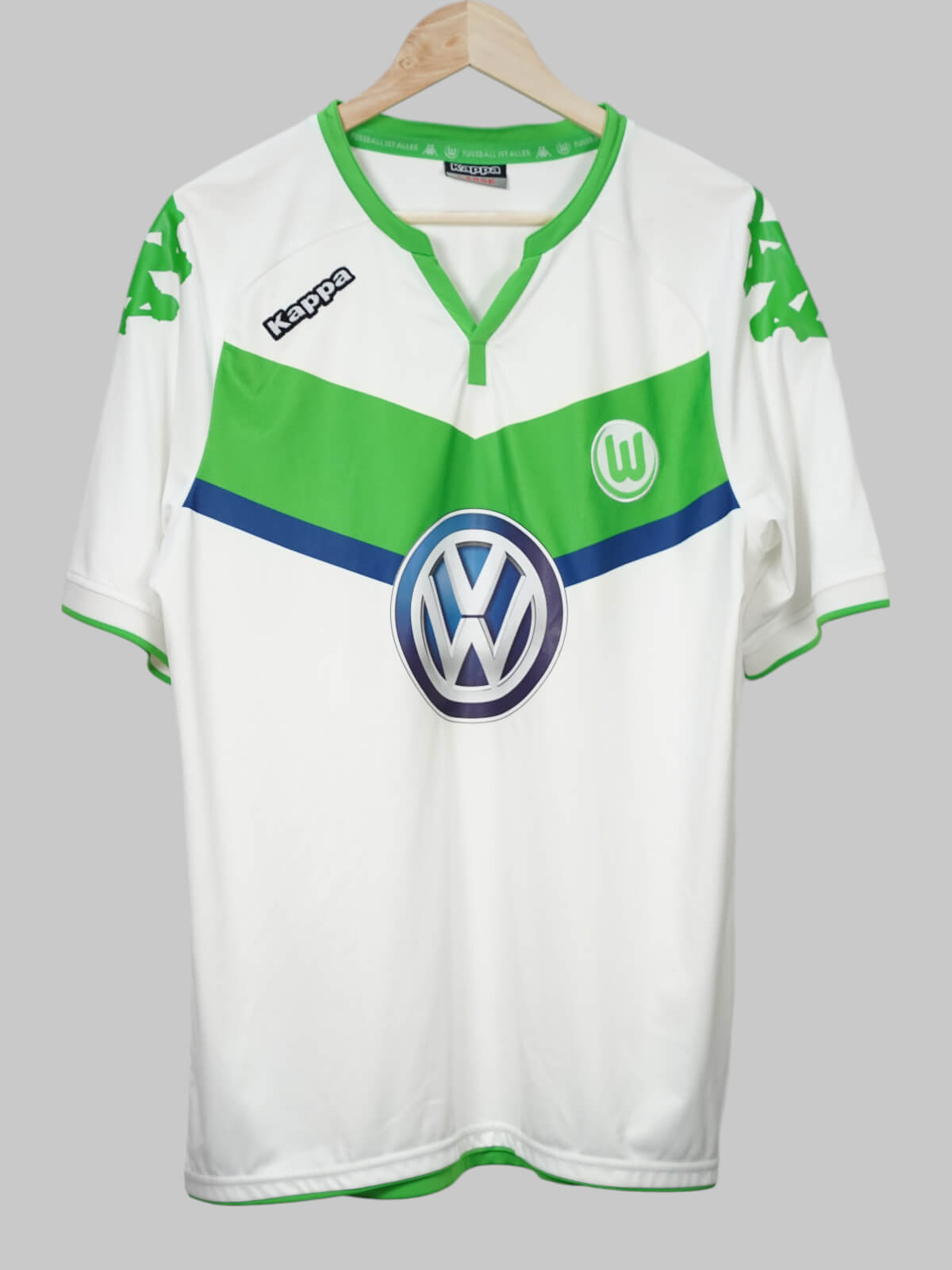 Wolfsburg Home Shirt 2015/16 De Bruyne 14 (L)