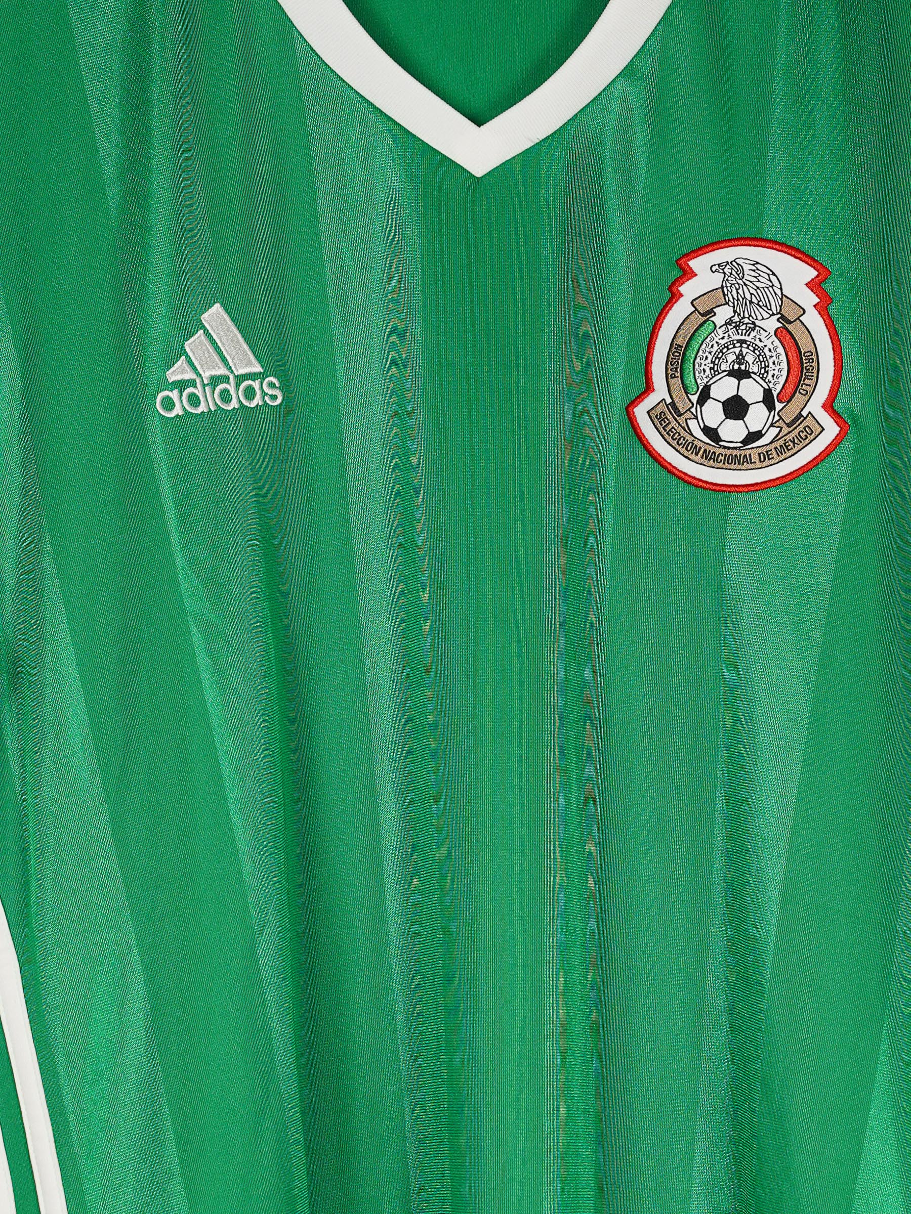 Mexico Home Shirt 2016/17 Signed (L)