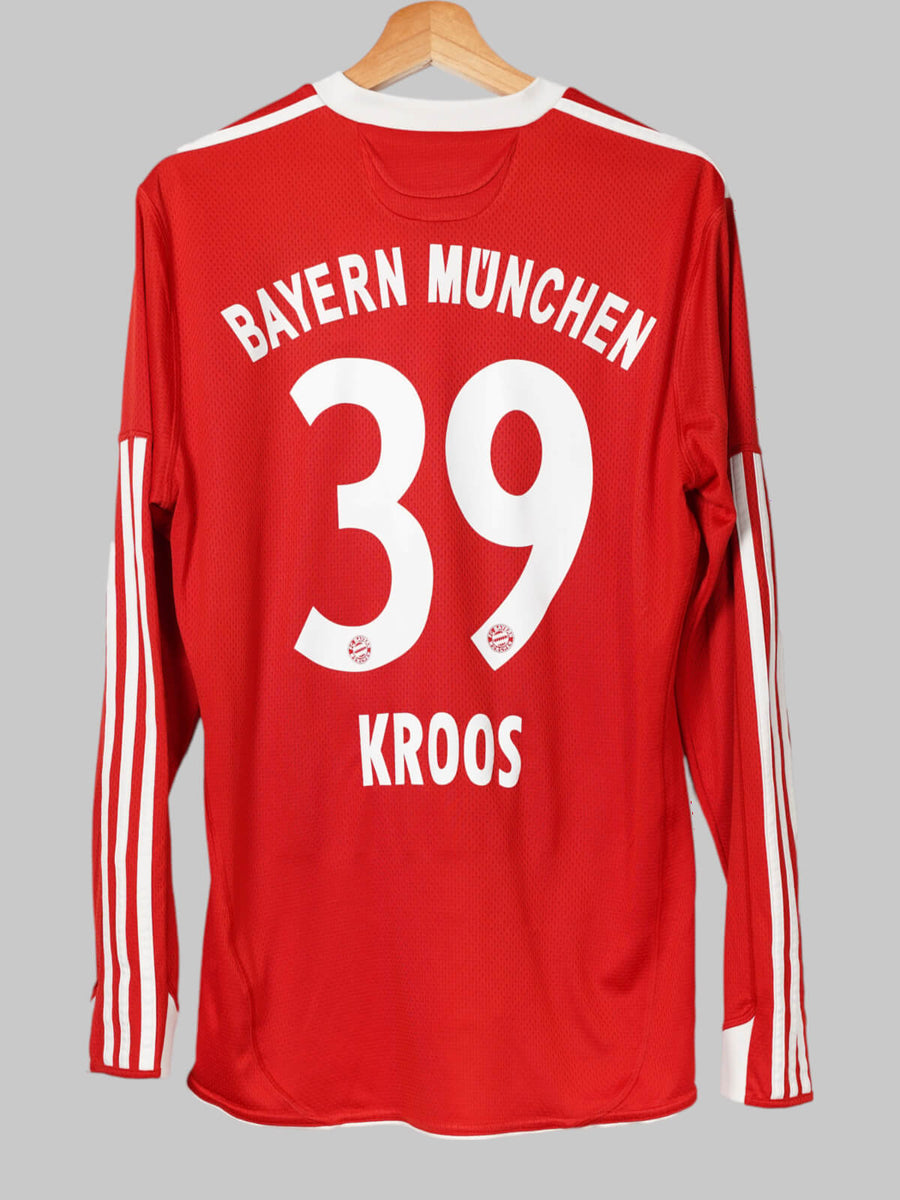 2009/10 Bayern Munchen Kroos #39 Home Shirt L/S (M)