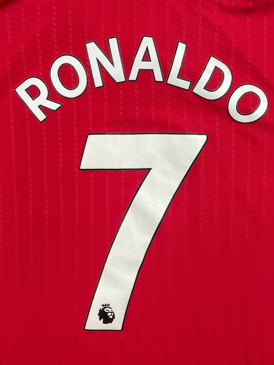 Man United Home Shirt 2022/23 Ronaldo #7 - size M