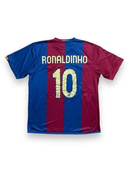 FC Barcelona Home Shirt 2006/7 Ronaldinho #10 - 9/10 - XL