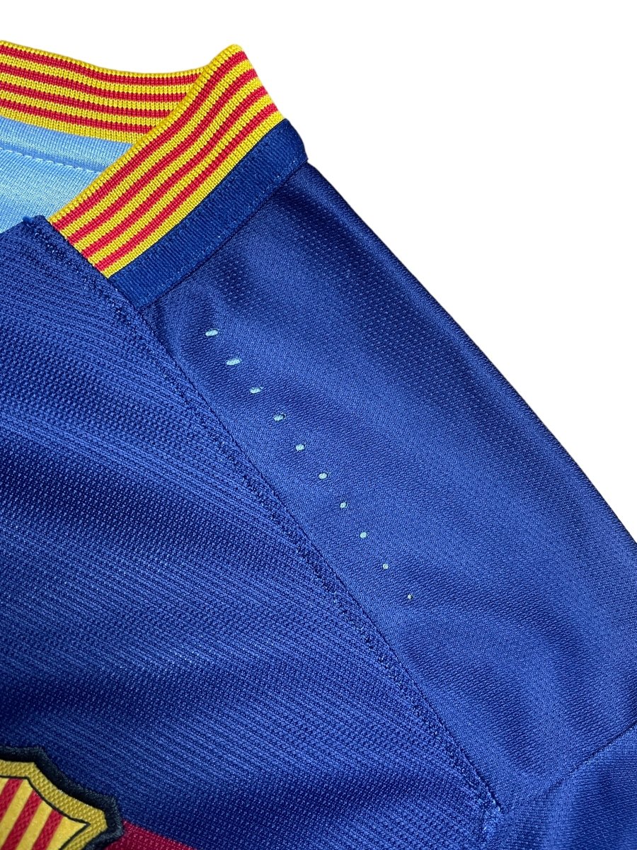 FC Barcelona Home Shirt 2015/16 Suarez #9 - 9/10 - XL