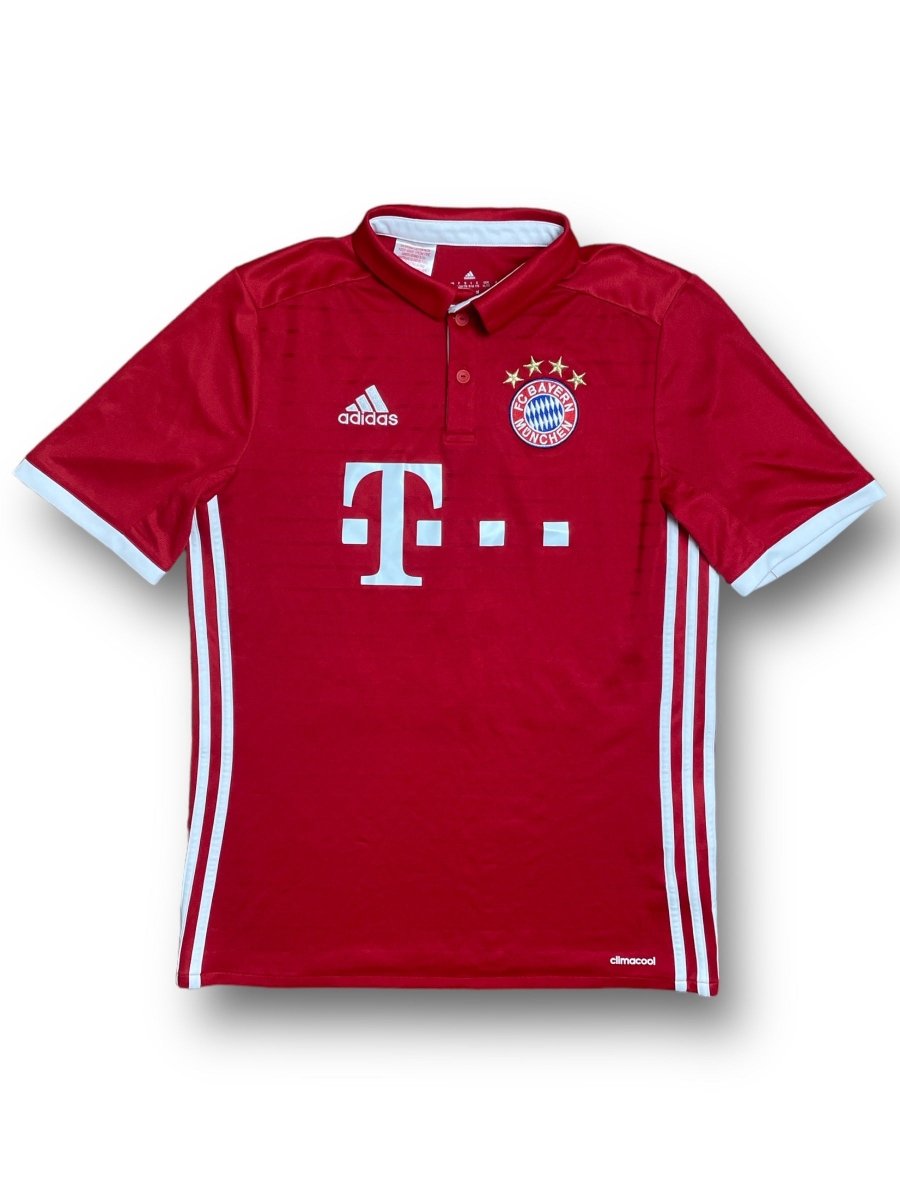 FC Bayern Home Shirt 2016/17 Lewandowsi #9 - 5/10 - XS