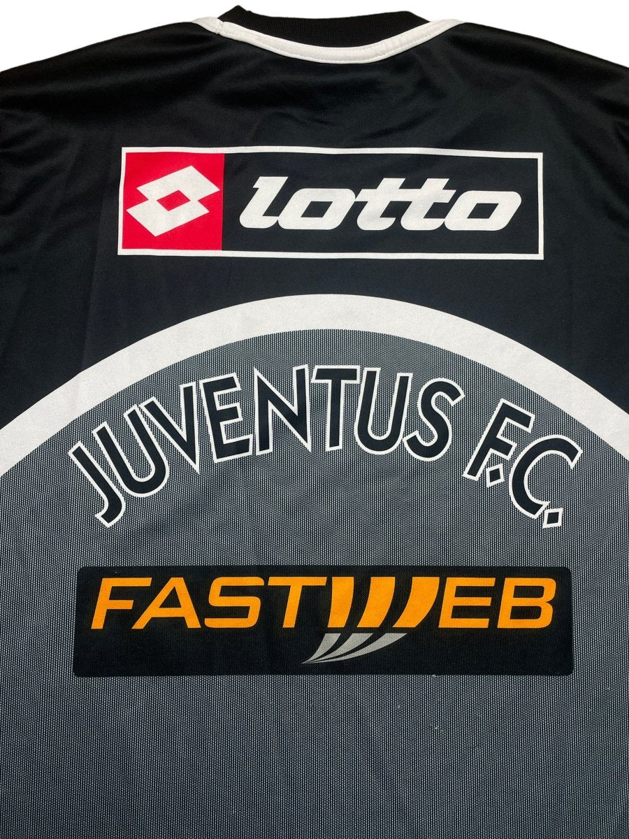 Juventus Training Shirt 2001/2 - 7/10 - L